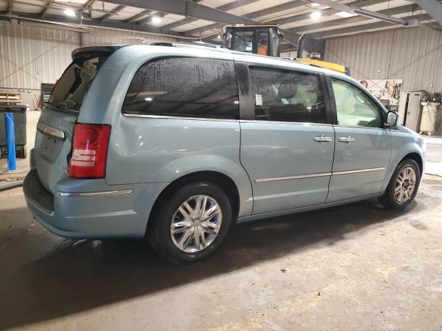 2010 Chrysler Town & Country Limited