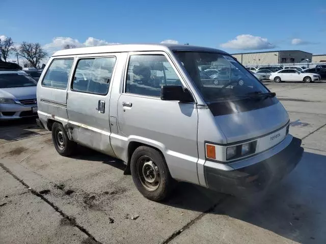 1985 Toyota Van Wagon Cargo