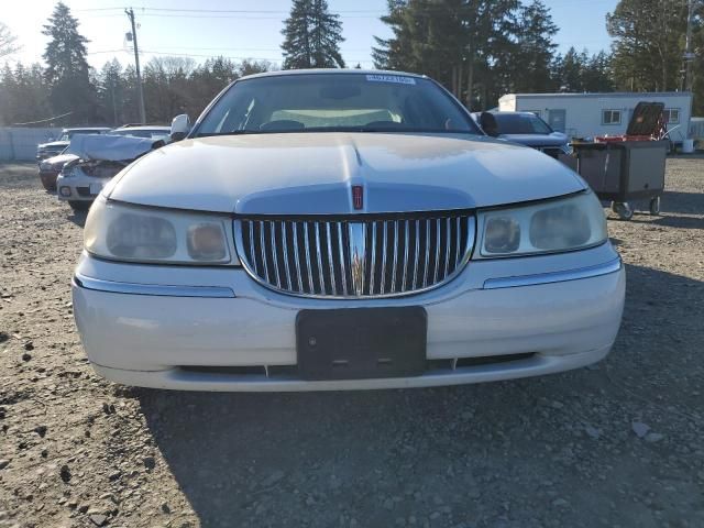 1998 Lincoln Town Car Signature