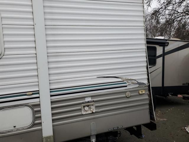 2005 Springdale/ Sprinter Travel Trailer