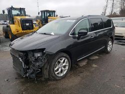 Chrysler Vehiculos salvage en venta: 2017 Chrysler Pacifica Touring L Plus