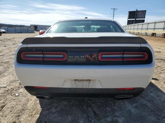 2016 Dodge Challenger SXT