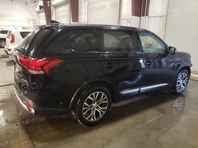 2017 Mitsubishi Outlander SE