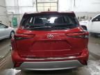 2020 Toyota Highlander Platinum