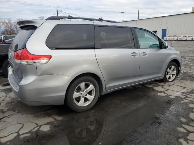 2012 Toyota Sienna LE