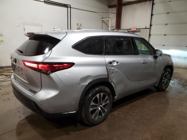 2021 Toyota Highlander XLE