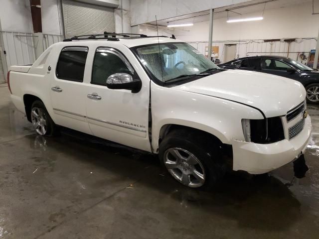 2011 Chevrolet Avalanche LTZ