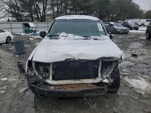 2004 Chevrolet Trailblazer EXT LS