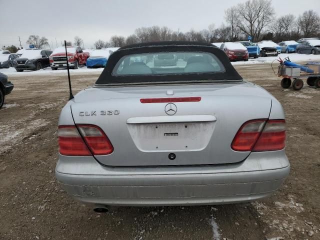 2002 Mercedes-Benz CLK 320