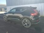 2025 Volvo XC40 Core