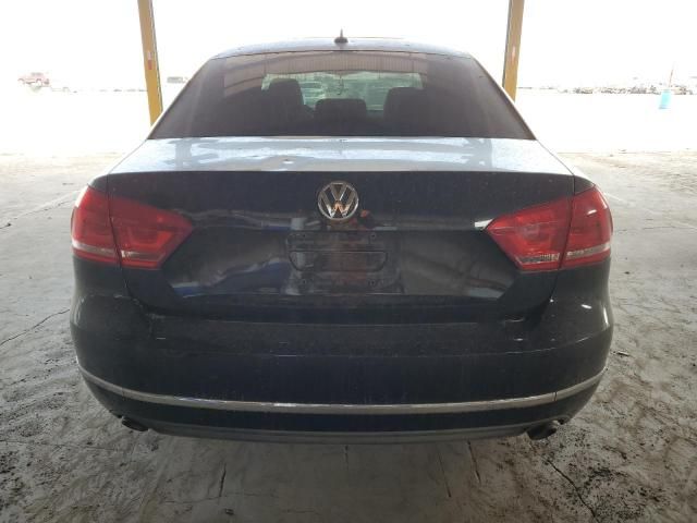 2013 Volkswagen Passat SEL