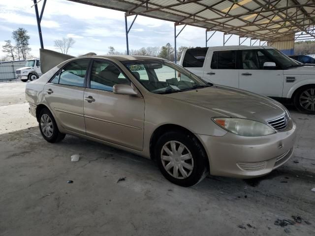 2005 Toyota Camry LE