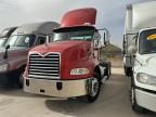 2005 Mack 600 CXN600