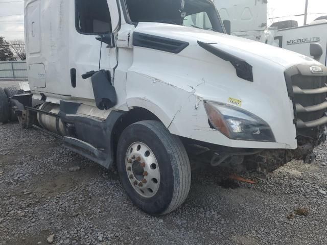 2022 Freightliner Cascadia 126