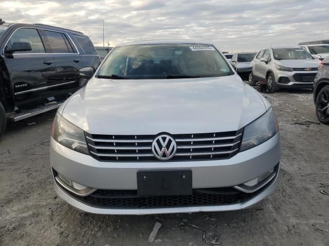 2015 Volkswagen Passat SEL