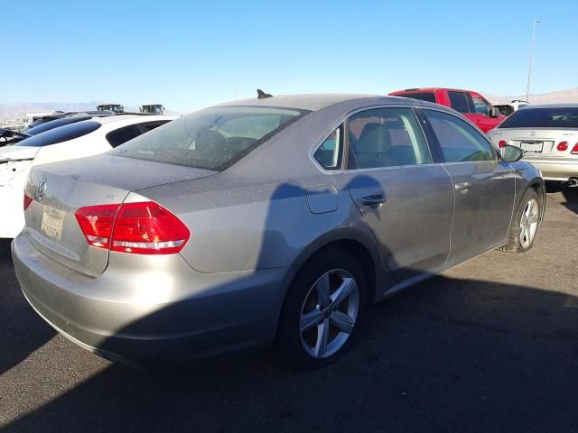 2013 Volkswagen Passat SE