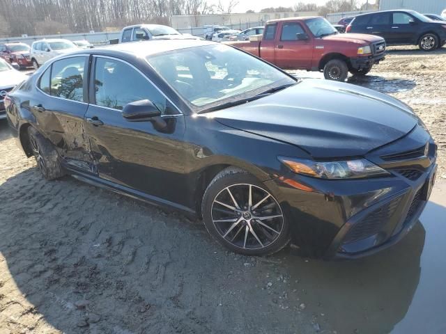 2021 Toyota Camry SE