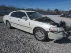 2005 Lincoln Town Car Signature Limited