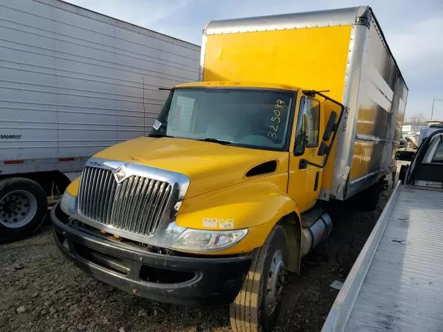 2019 International 4300 BOX Truck