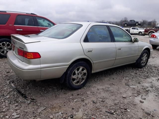 2000 Toyota Camry CE