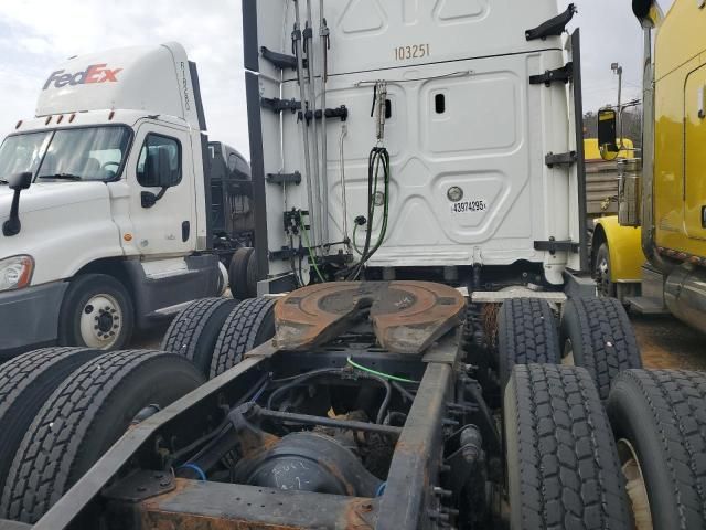 2019 Freightliner Cascadia 125