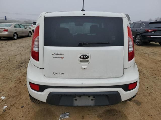 2013 KIA Soul +