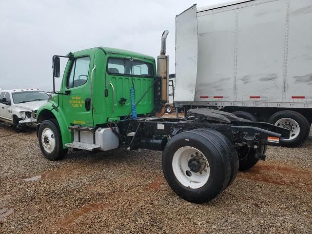 2007 Freightliner M2 106 Medium Duty