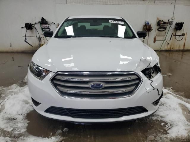 2016 Ford Taurus SE