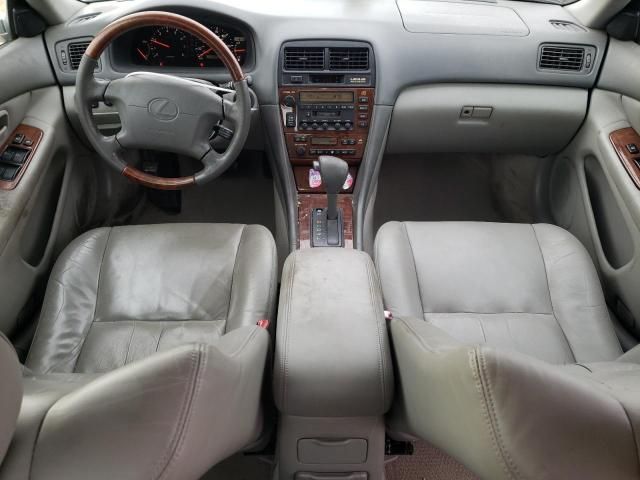 2001 Lexus ES 300