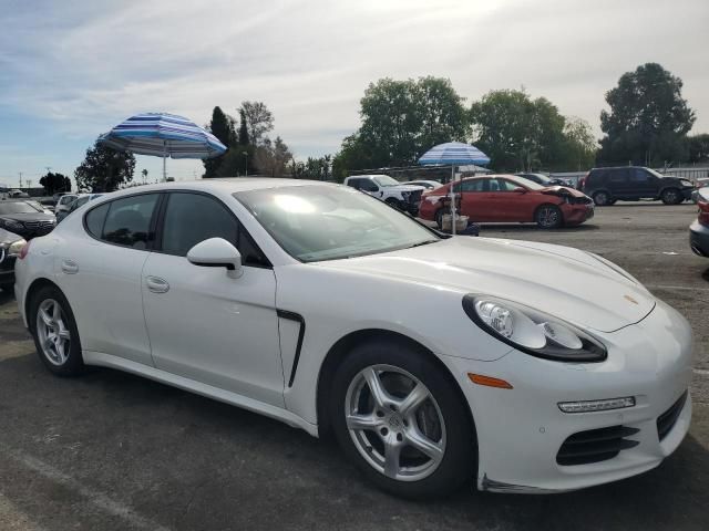 2015 Porsche Panamera 2