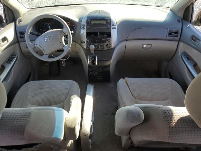 2006 Toyota Sienna CE