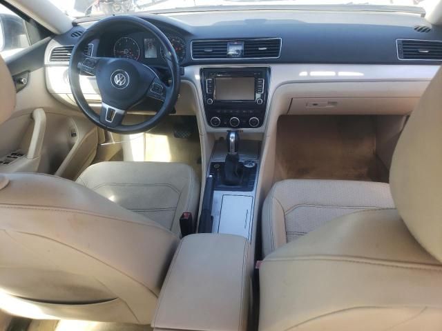 2012 Volkswagen Passat SE