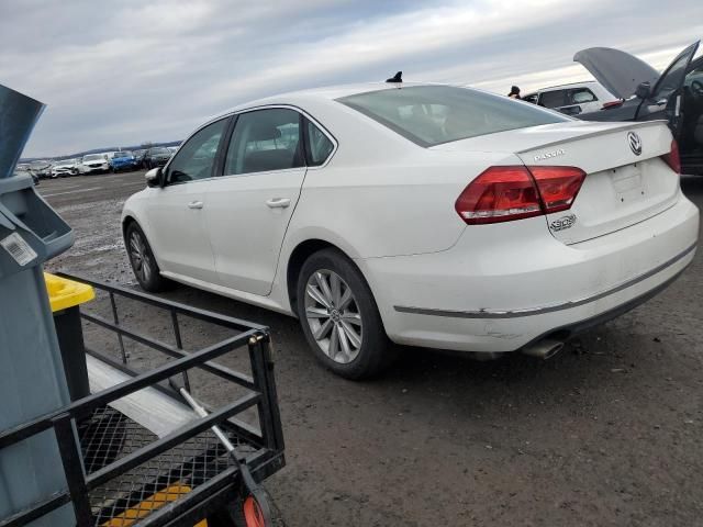 2012 Volkswagen Passat SEL