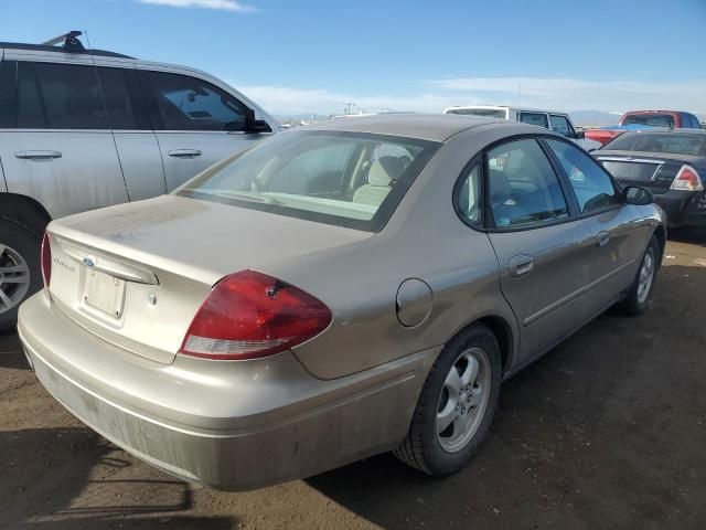 2005 Ford Taurus SE