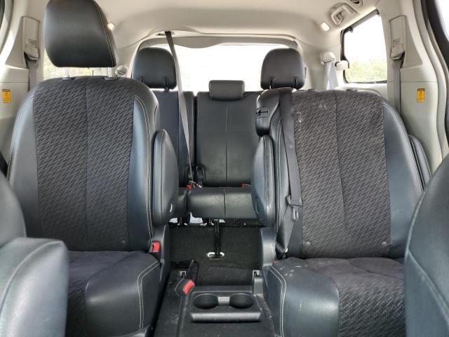 2011 Toyota Sienna Sport