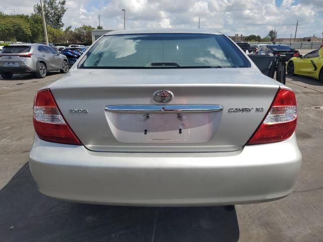 2004 Toyota Camry LE