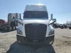 2021 Freightliner Cascadia 123 Semi Truck