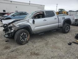 Carros salvage sin ofertas aún a la venta en subasta: 2023 Toyota Tacoma Double Cab