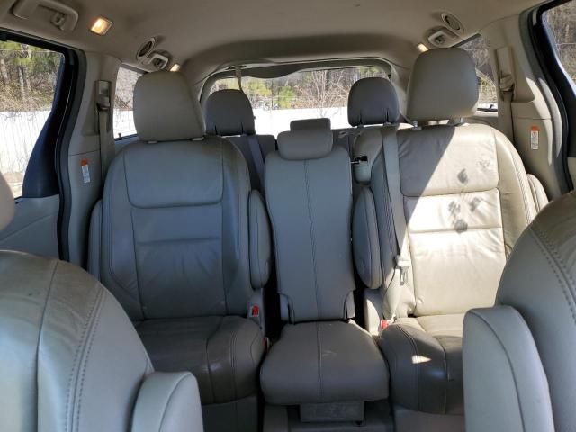 2015 Toyota Sienna XLE