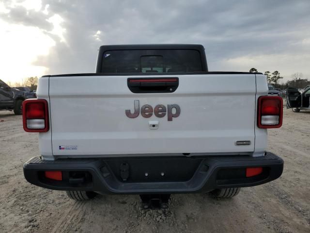 2023 Jeep Gladiator Overland