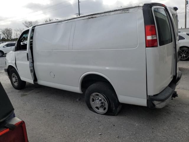 2017 Chevrolet Express G2500