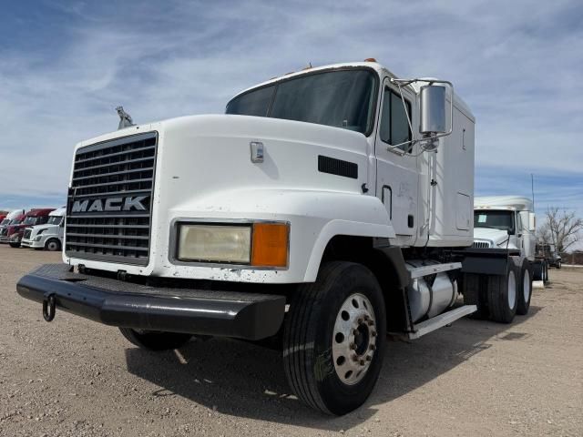 1999 Mack 600 CH600