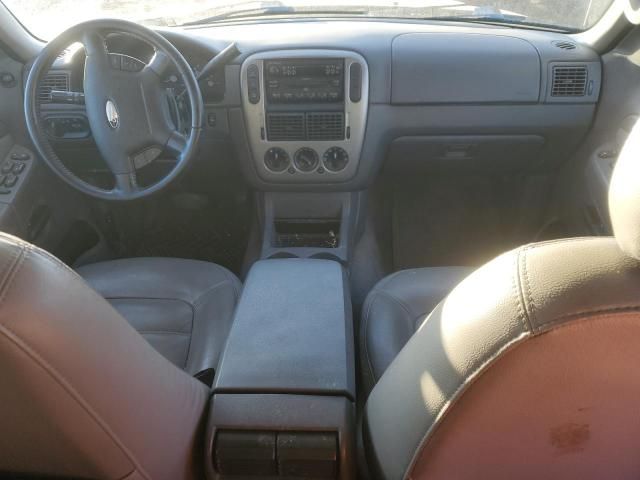 2004 Ford Explorer XLT