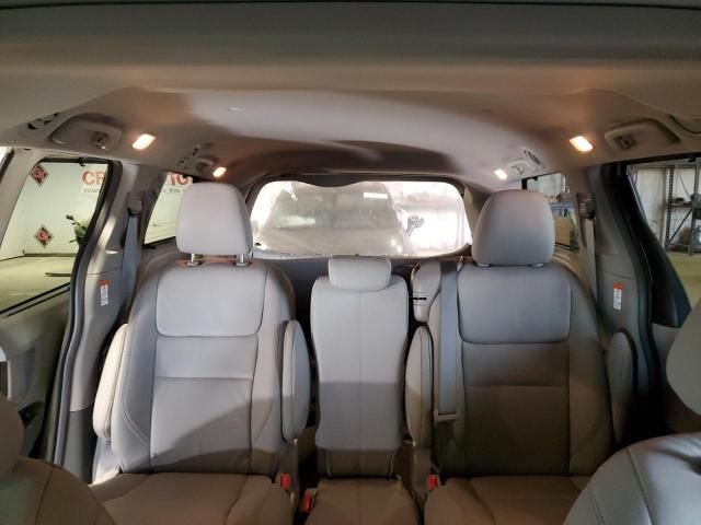 2017 Toyota Sienna XLE