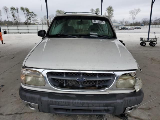 2000 Ford Explorer XLT