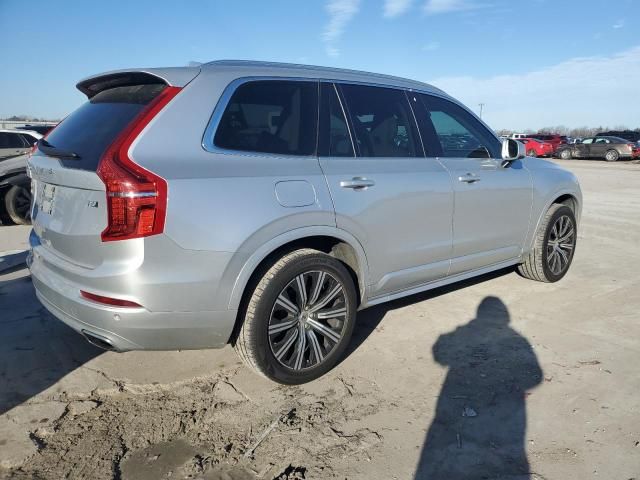 2020 Volvo XC90 T6 Momentum