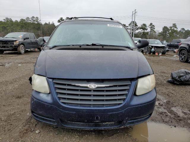 2005 Chrysler Town & Country