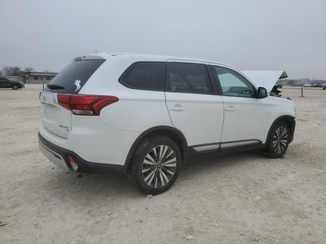 2019 Mitsubishi Outlander SE