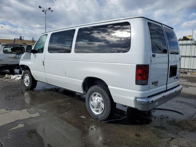 2011 Ford Econoline E350 Super Duty Wagon