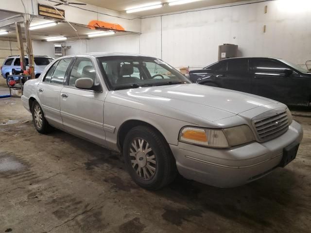 2003 Ford Crown Victoria LX